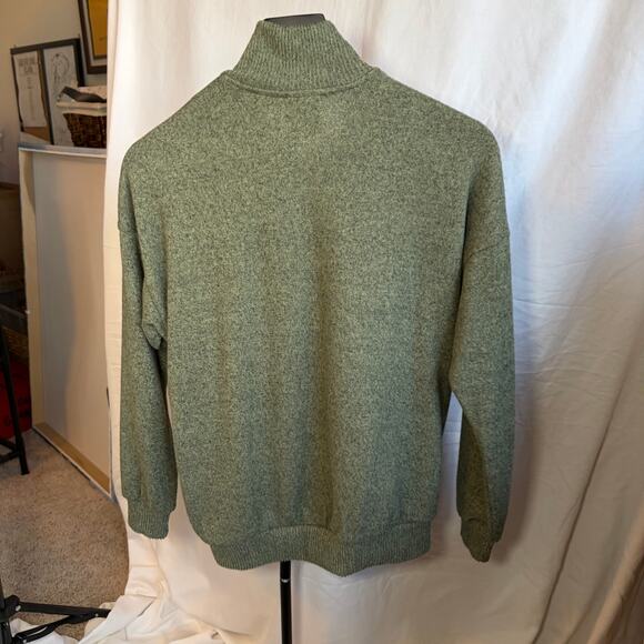 Janet Chung green quarter zip sweater. M Mock neck front pocket 3/4 sleeve. Soft - Picture 6 of 8